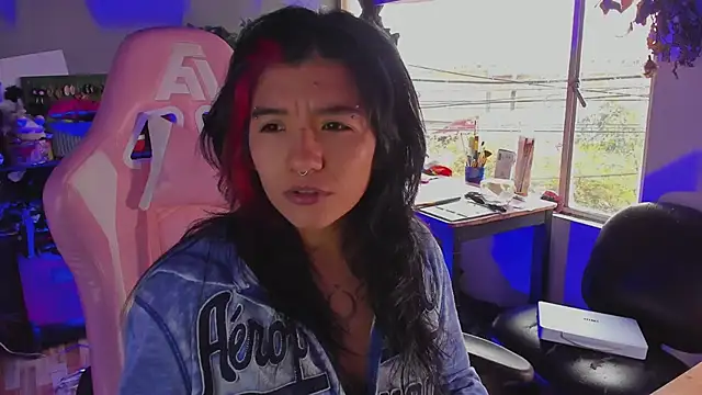 annie walker6 online show from 5, 12, 2025