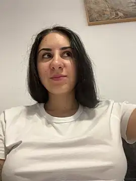 JenniferEdith online show from 8, 3, 2025