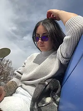 JenniferEdith online show from 12, 3, 2025