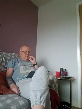 FriendlyDave online show from 10, 2, 2025