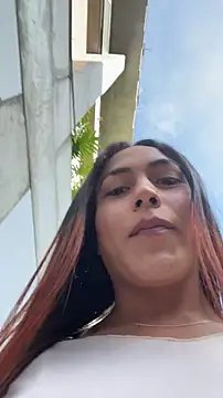 jesica  simpson online show from 1, 12, 2025