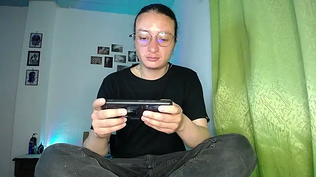 monkeywillwhite online show from 28, 11, 2025