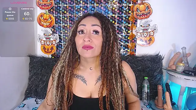 Snapshot of luna_sofia69 chatting on 25, 10, 2025 luna sofia69 online show from 25, 10, 2025