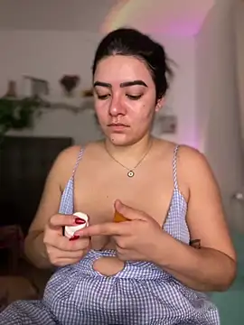 Lia flowers online show from 11, 1, 2025