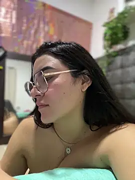 Lia flowers online show from 12, 1, 2025