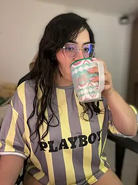 Lia flowers online show from 11, 2, 2026