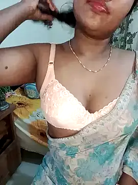 Snapshot of esita_1212 chatting on 15, 2, 2025 esita 1212 online show from 15, 2, 2025