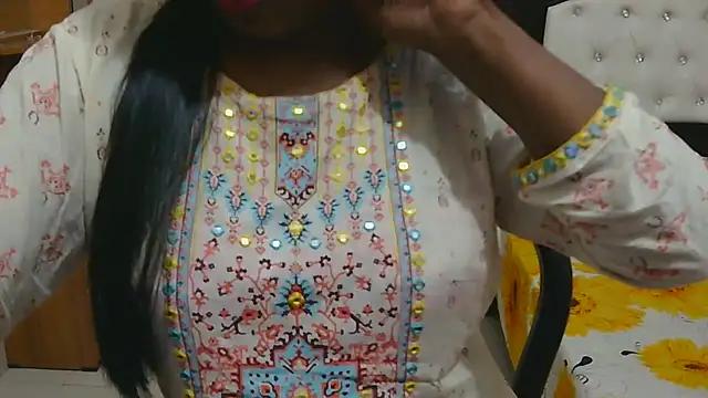 Snapshot of esita_1212 chatting on 21, 10, 2025 esita 1212 online show from 21, 10, 2025