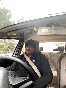 Dick 6inches online show from 7, 1, 2026