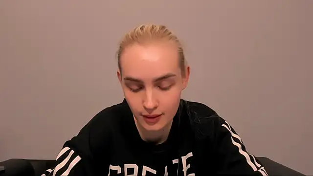 OliviaKisss online show from 25, 2, 2026