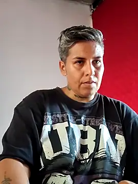 Snapshot of Yessi_rousse chatting on 15, 10, 2025 Yessi rousse online show from 15, 10, 2025