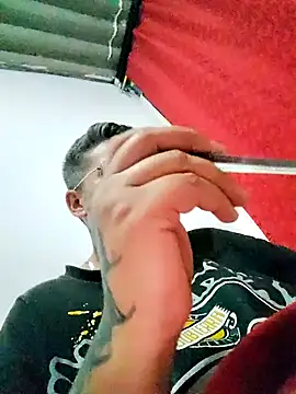 Snapshot of Yessi_rousse chatting on 2, 11, 2025 Yessi rousse online show from 2, 11, 2025