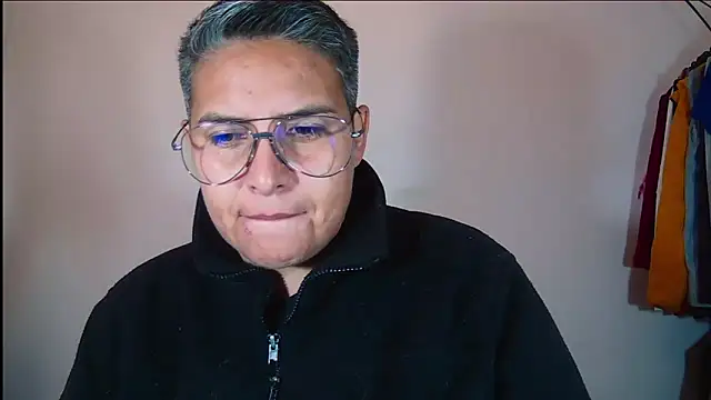 Snapshot of Yessi_rousse chatting on 14, 11, 2025 Yessi rousse online show from 14, 11, 2025