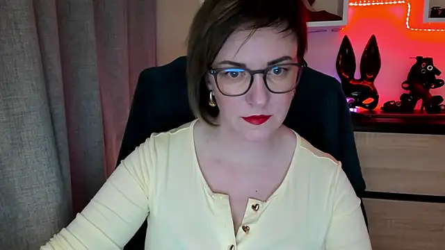 feliziaDesire online show from 2, 12, 2025