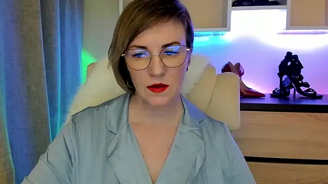 Snapshot of feliziaDesire chatting on 10, 2, 2026 feliziaDesire online show from 10, 2, 2026