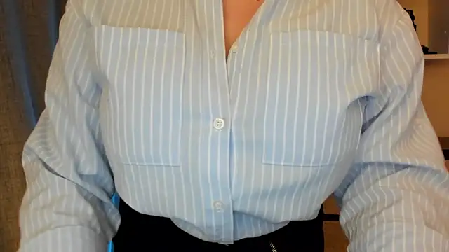 Snapshot of feliziaDesire chatting on 23, 3, 2026 feliziaDesire online show from 23, 3, 2026