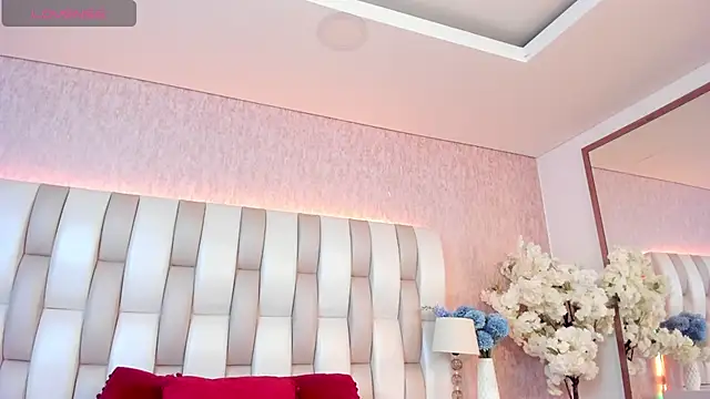 Snapshot of Rebeca_jones chatting on 5, 3, 2025 Rebeca jones online show from 5, 3, 2025