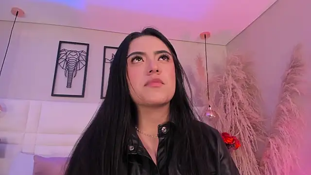 Snapshot of Rebeca_jones chatting on 18, 10, 2025 Rebeca jones online show from 18, 10, 2025