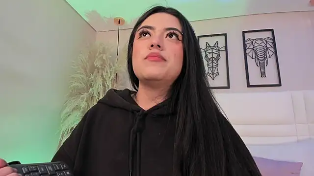 Snapshot of Rebeca_jones chatting on 25, 10, 2025 Rebeca jones online show from 25, 10, 2025