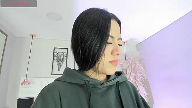 Snapshot of Rebeca_jones chatting on 5, 11, 2025 Rebeca jones online show from 5, 11, 2025