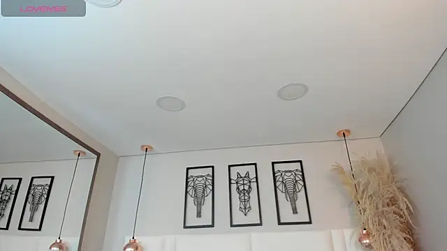 Snapshot of Rebeca_jones chatting on 6, 11, 2025 Rebeca jones online show from 6, 11, 2025