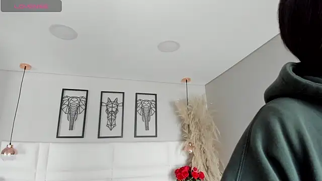 Snapshot of Rebeca_jones chatting on 8, 11, 2025 Rebeca jones online show from 8, 11, 2025