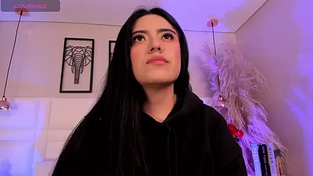 Snapshot of Rebeca_jones chatting on 12, 11, 2025 Rebeca jones online show from 12, 11, 2025