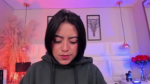 Snapshot of Rebeca_jones chatting on 21, 11, 2025 Rebeca jones online show from 21, 11, 2025