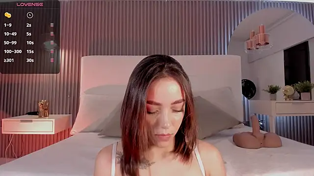 Snapshot of Ashleyy_piink chatting on 24, 11, 2025 Ashleyy piink online show from 24, 11, 2025