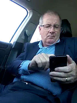 stiffandlubedxh online show from 12, 12, 2024