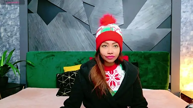 ElyaQuinn online show from 22, 12, 2024