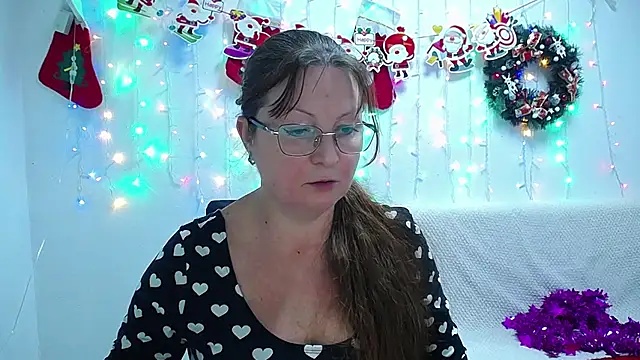 VanessaHotts online show from 11, 1, 2025