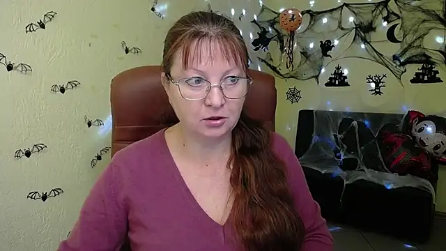 Snapshot of VanessaHotts chatting on 29, 10, 2025 VanessaHotts online show from 29, 10, 2025
