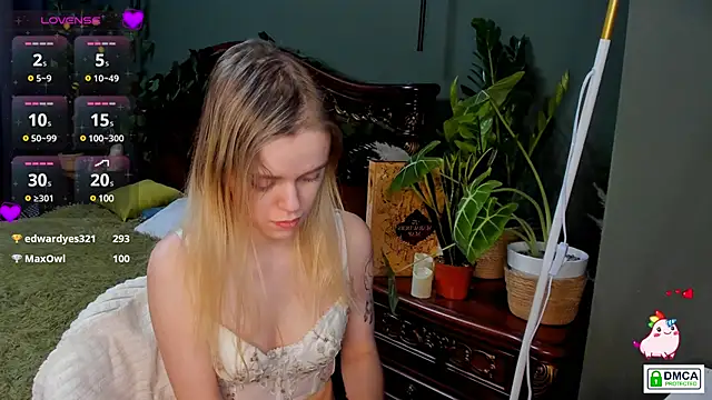 lady bellaa online show from 6, 12, 2024