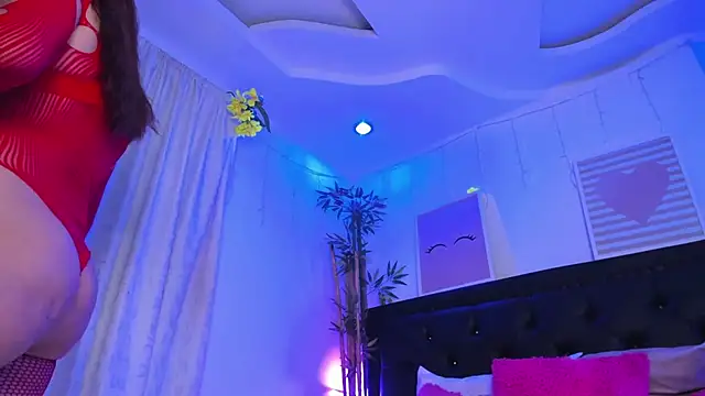 lonely shewolf online show from 13, 1, 2025