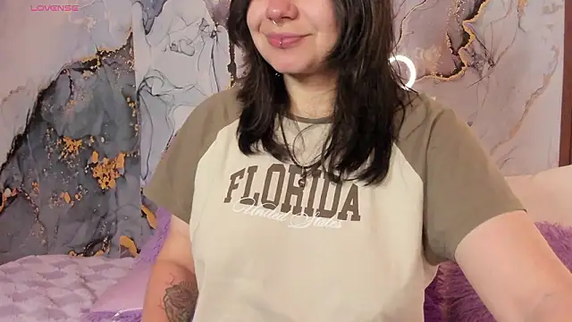 Mey moon online show from 4, 2, 2026