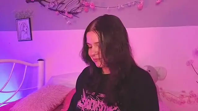 Mey moon online show from 25, 3, 2026