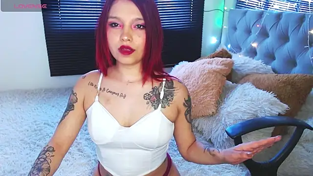 Snapshot of kmila-carson chatting on 16, 12, 2024 kmila-carson online show from 16, 12, 2024