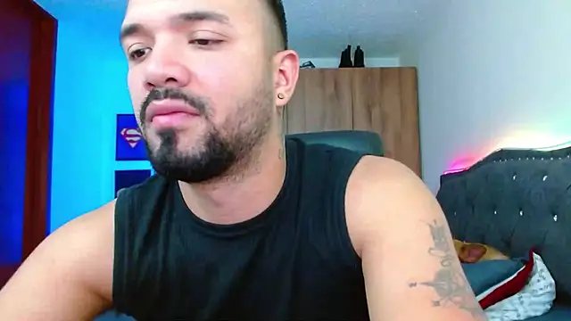 Snapshot of mathew_vidal1 chatting on 17, 11, 2025 mathew vidal1 online show from 17, 11, 2025