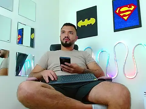 Snapshot of mathew_vidal1 chatting on 26, 11, 2025 mathew vidal1 online show from 26, 11, 2025