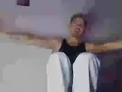 MariusL91908844 online show from 4, 2, 2026