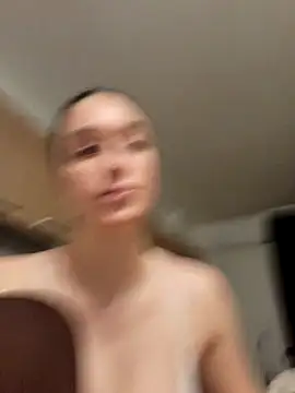 Snapshot of moniqque chatting on 6, 11, 2025 moniqque online show from 6, 11, 2025