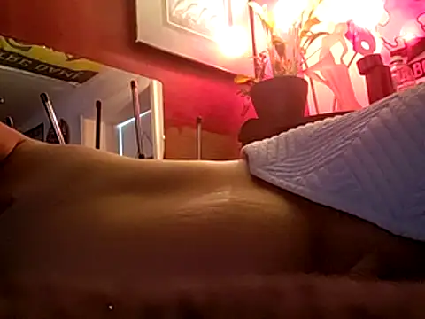 Snapshot of JRock69nKzoo chatting on 4, 11, 2025 JRock69nKzoo online show from 4, 11, 2025