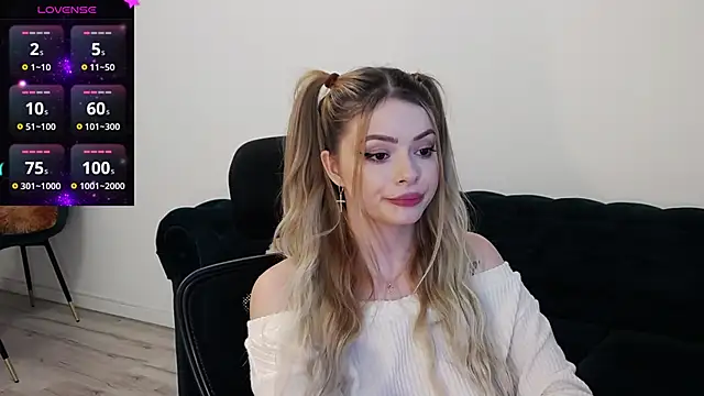 Kailynn Moenn online show from 3, 12, 2024