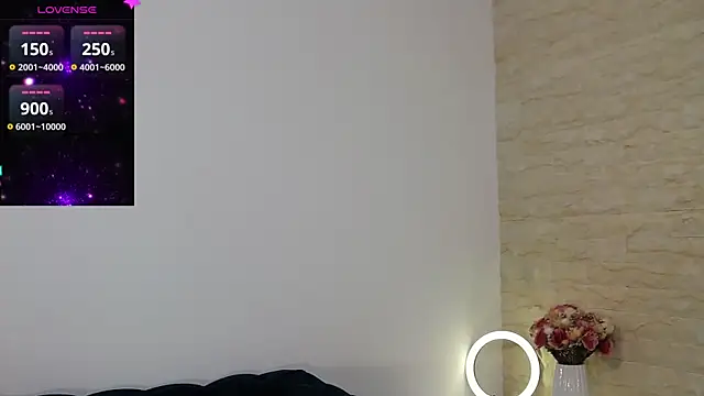 Kailynn Moenn online show from 4, 12, 2024