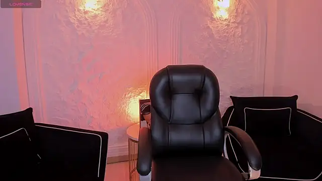 DannaCruz online show from 7, 11, 2025