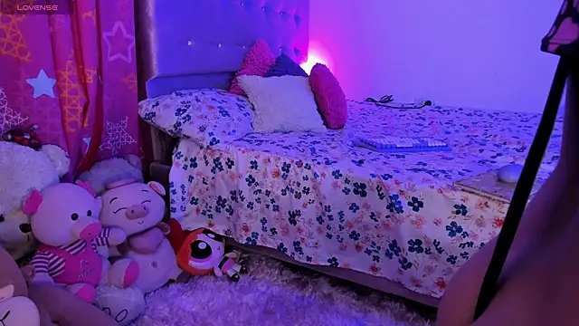 LucianaCarter online show from 8, 11, 2025