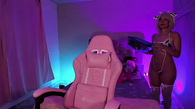 LucianaCarter online show from 7, 2, 2026