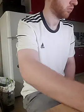 Snapshot of FillipsonDon chatting on 8, 11, 2025 FillipsonDon online show from 8, 11, 2025