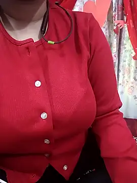 Sexybomb33 online show from 9, 2, 2025